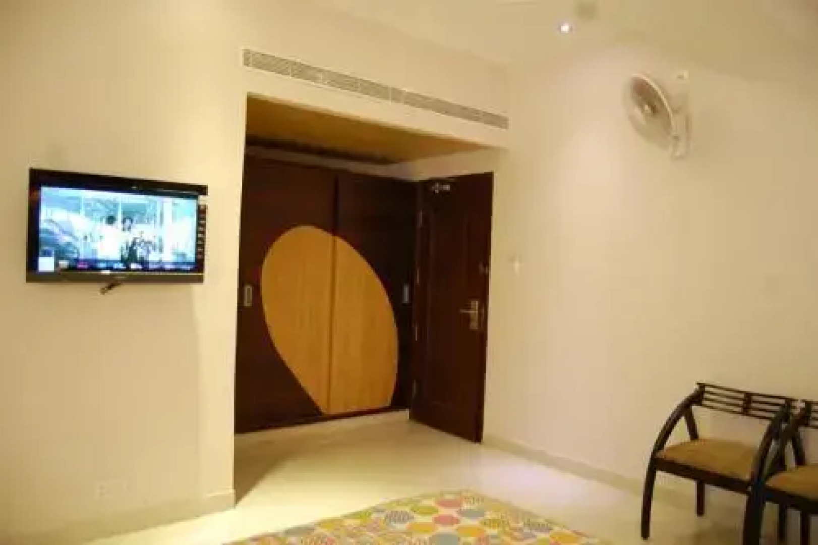The Grand Park Hotel