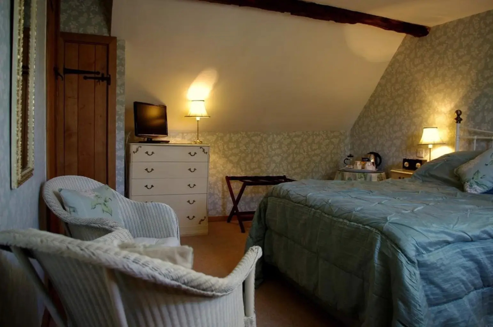 Red House Cottage Bed and Breakfast