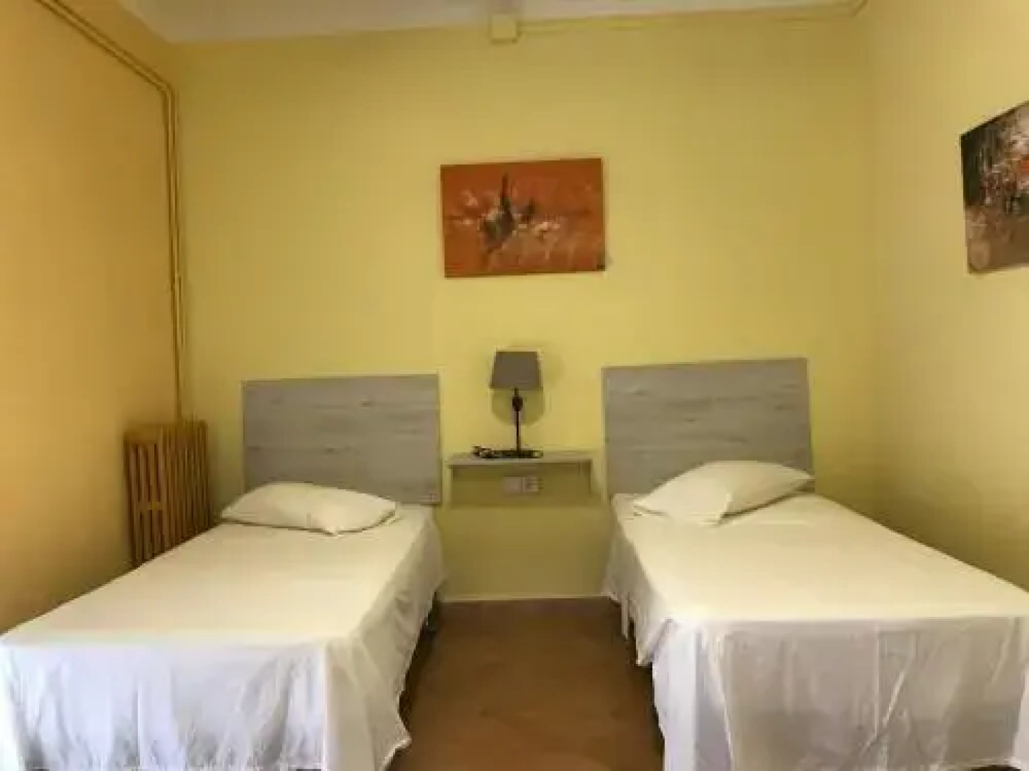 Hostal Restaurant Casa Comaulis