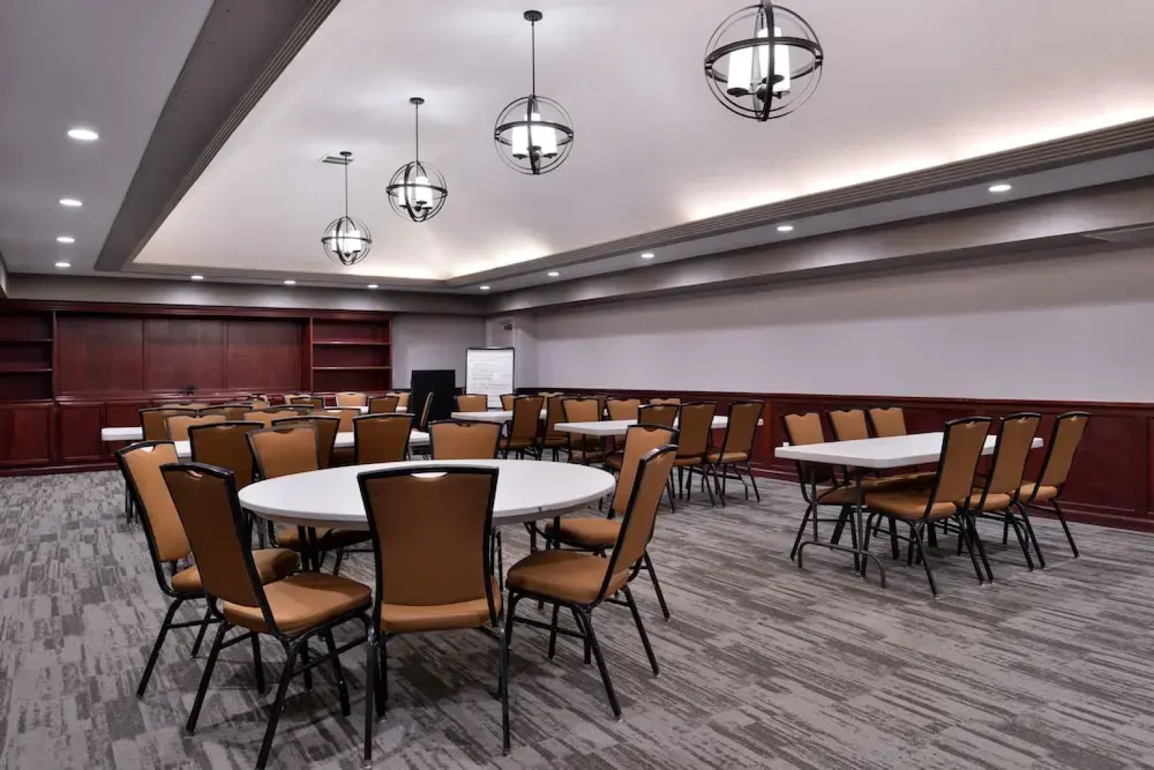 Red Lion Inn & Suites Modesto