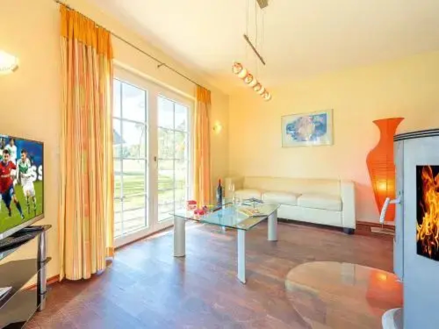 Reetdachhaus mit Sauna, Kamin & Terrasse - D 028.032