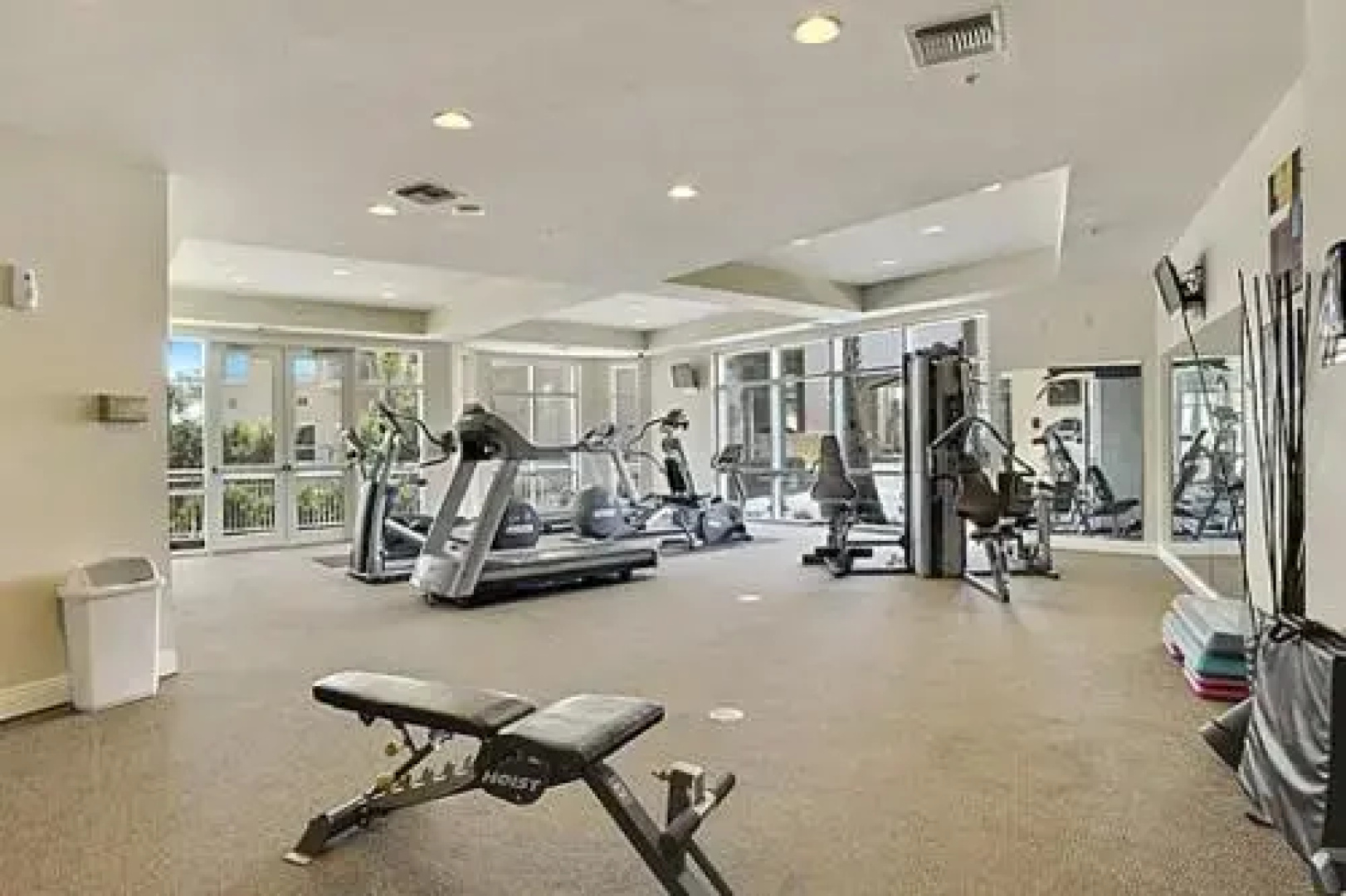 Legacy Towers-Legacy I 307