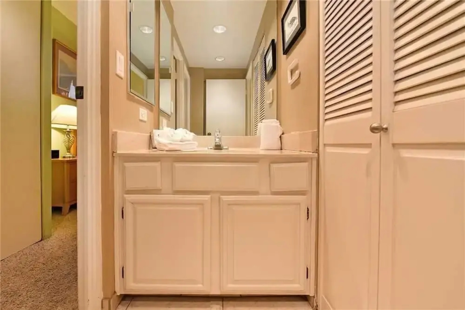 Hale Mahina #b102 1 Bedroom Condo by RedAwning