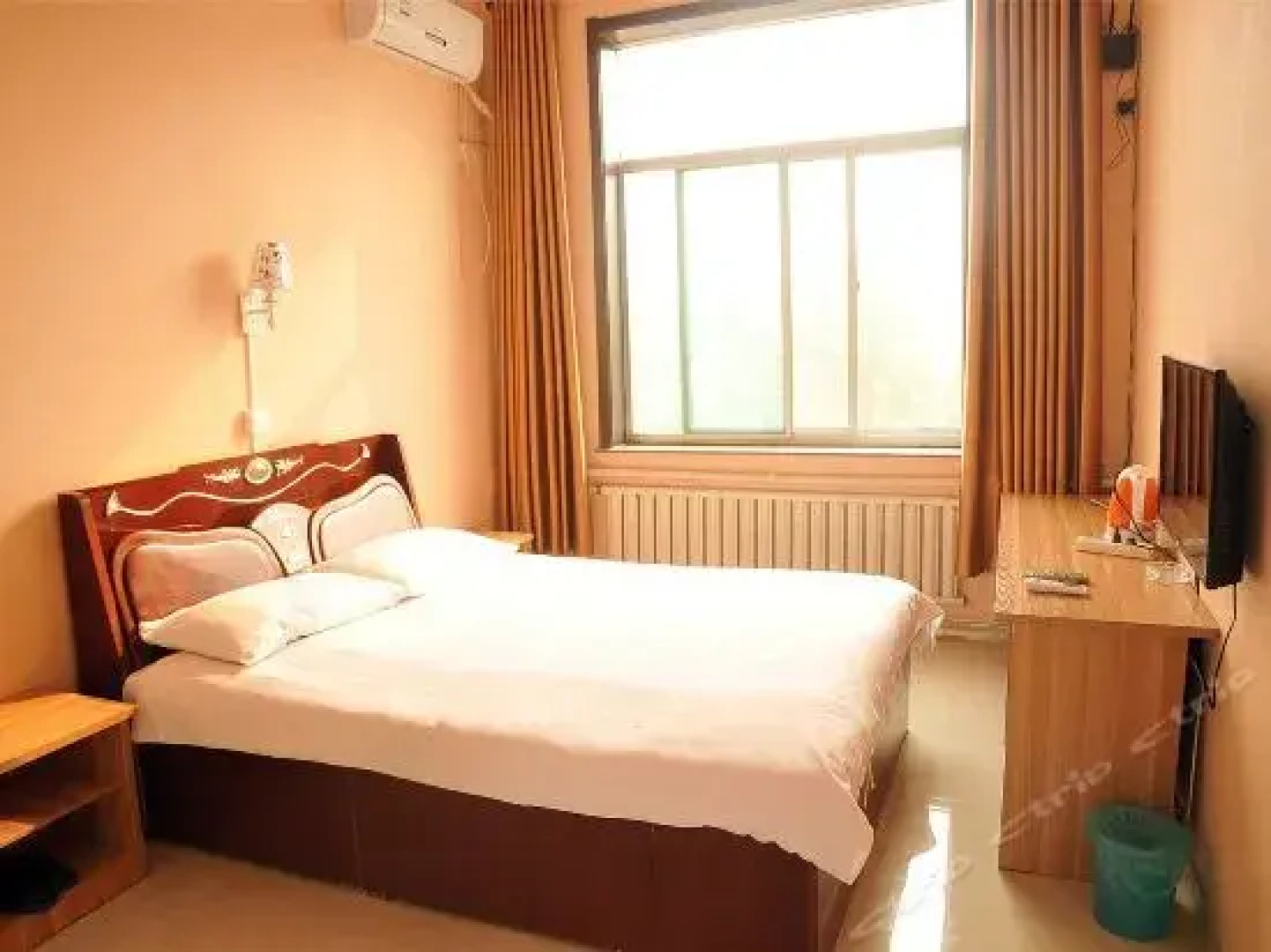 Taihe Hotel