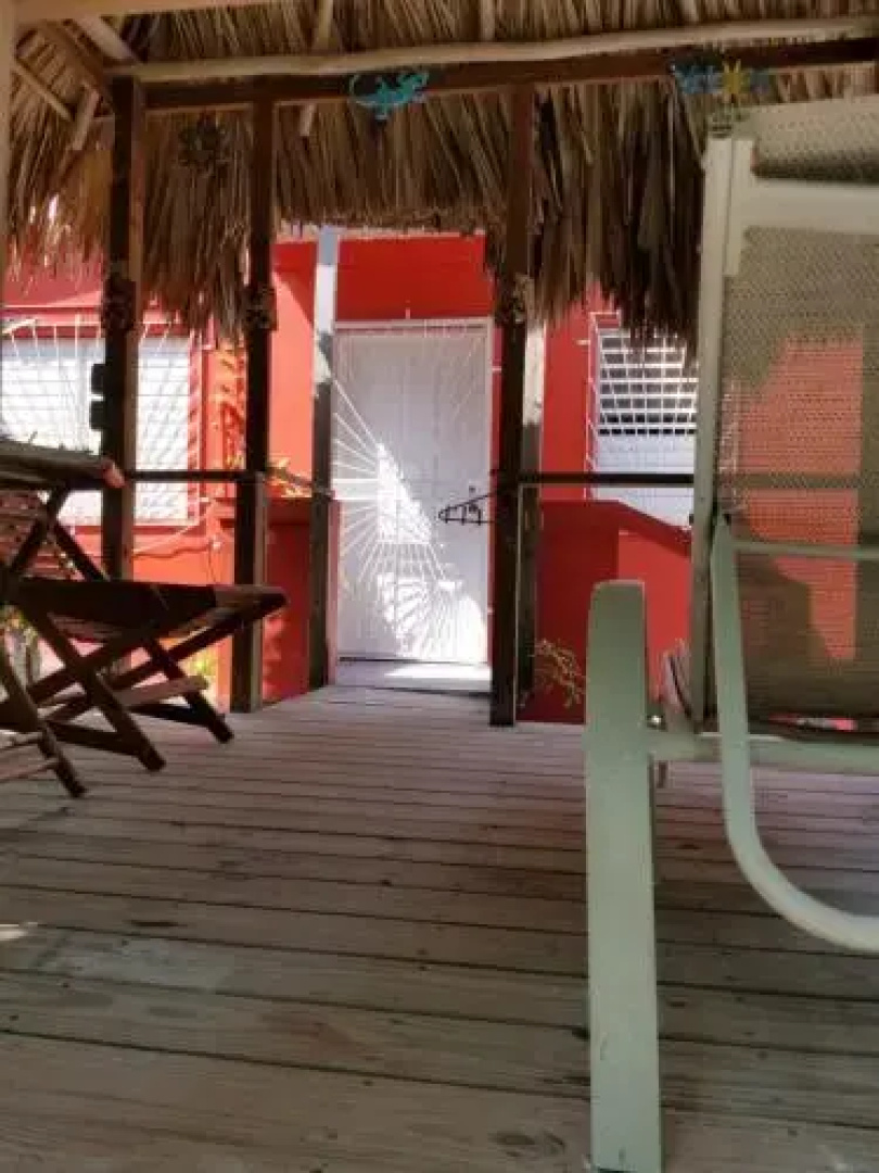 Canuck Cottages