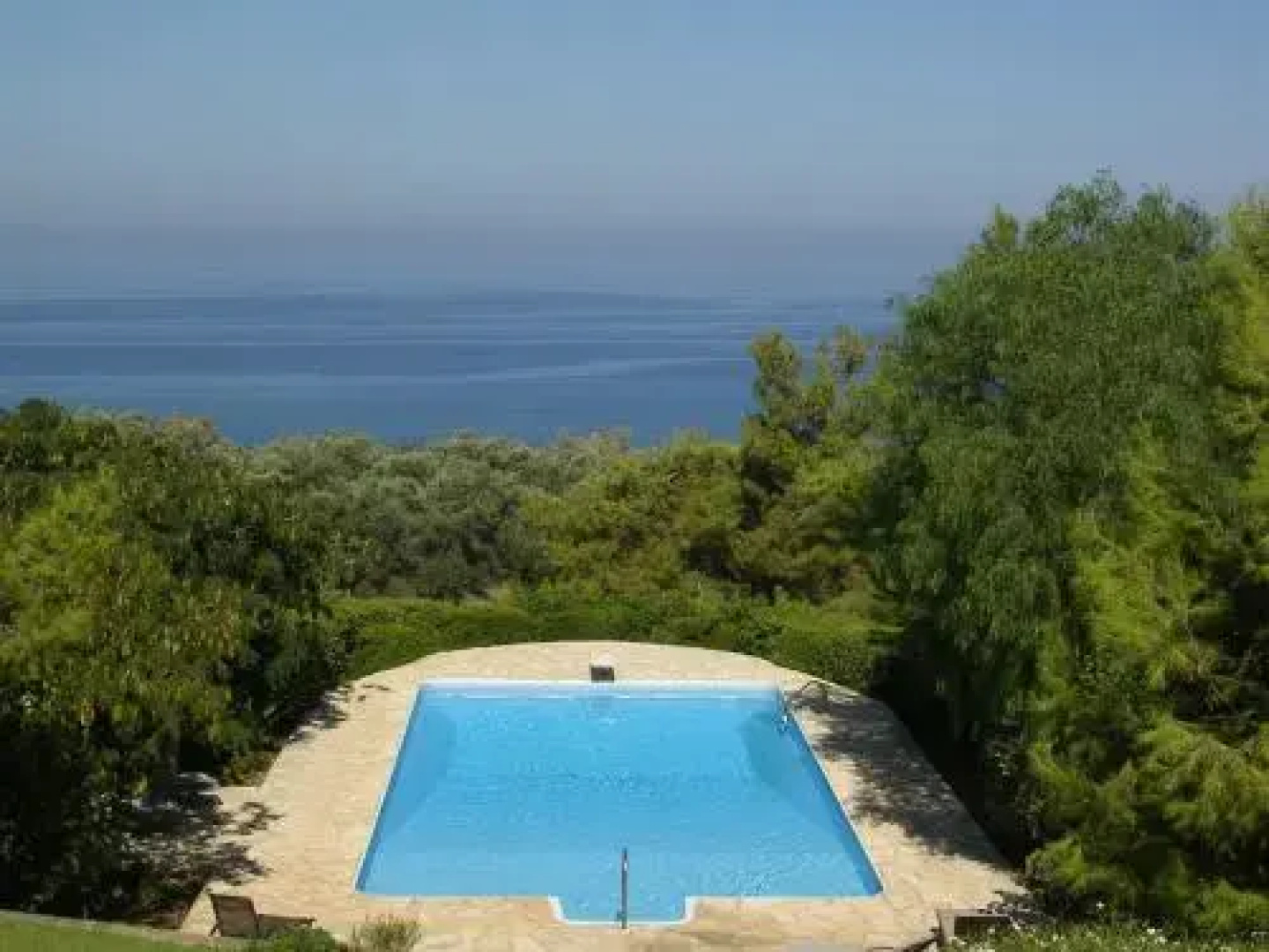 Pomos Villa