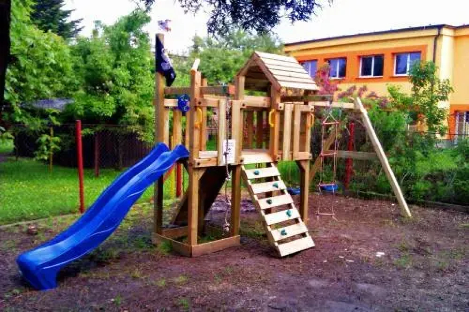 Kavárna Lucie s ubytováním