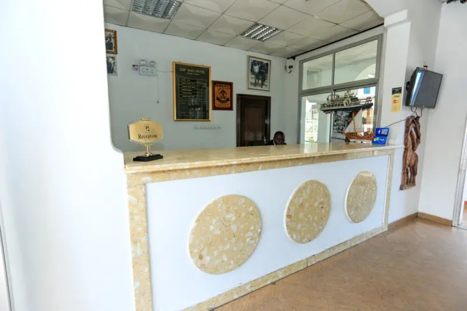 Cap Kivu Hotel