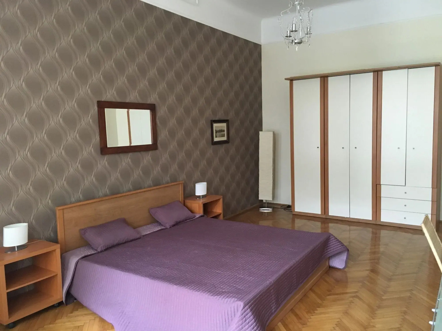 Hi5 Apartments - Central