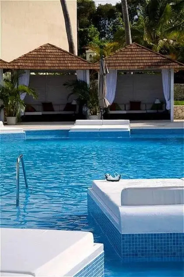 Crown Residence Suites by Lifestyle Kosher