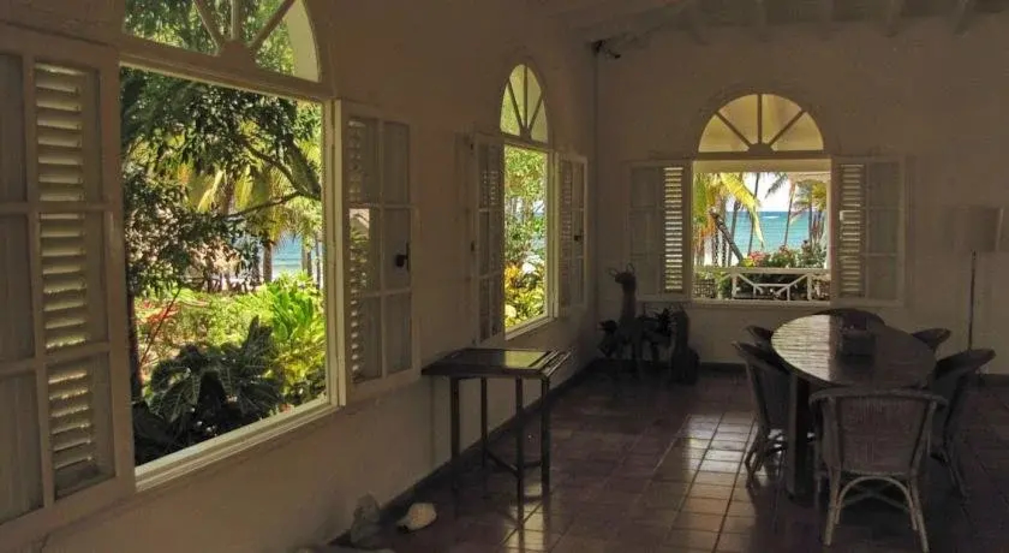 Hotel Todo Blanco