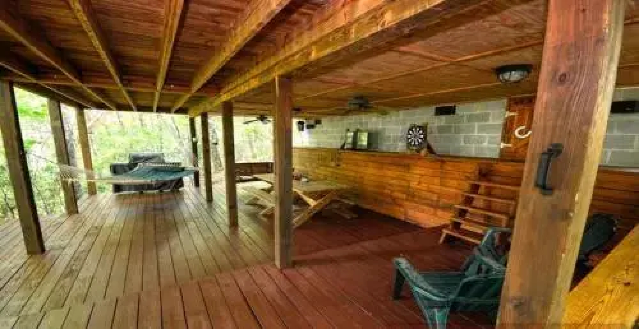 Laughing Hippo Cabin
