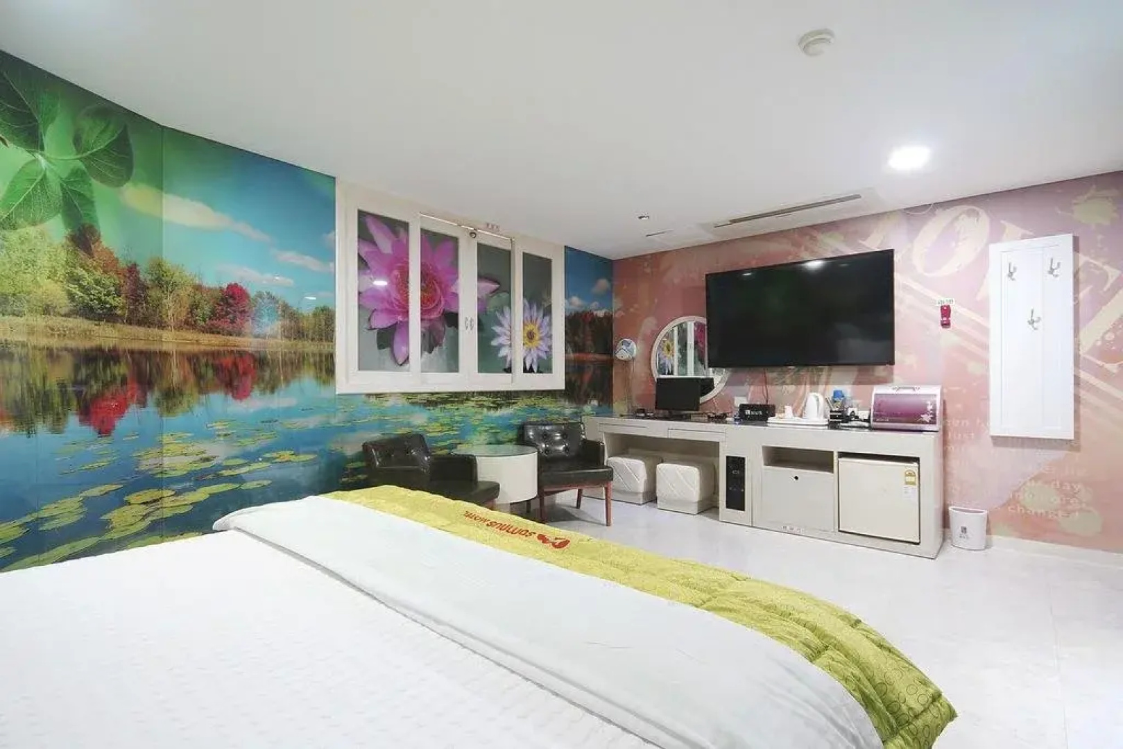 Somnus Motel