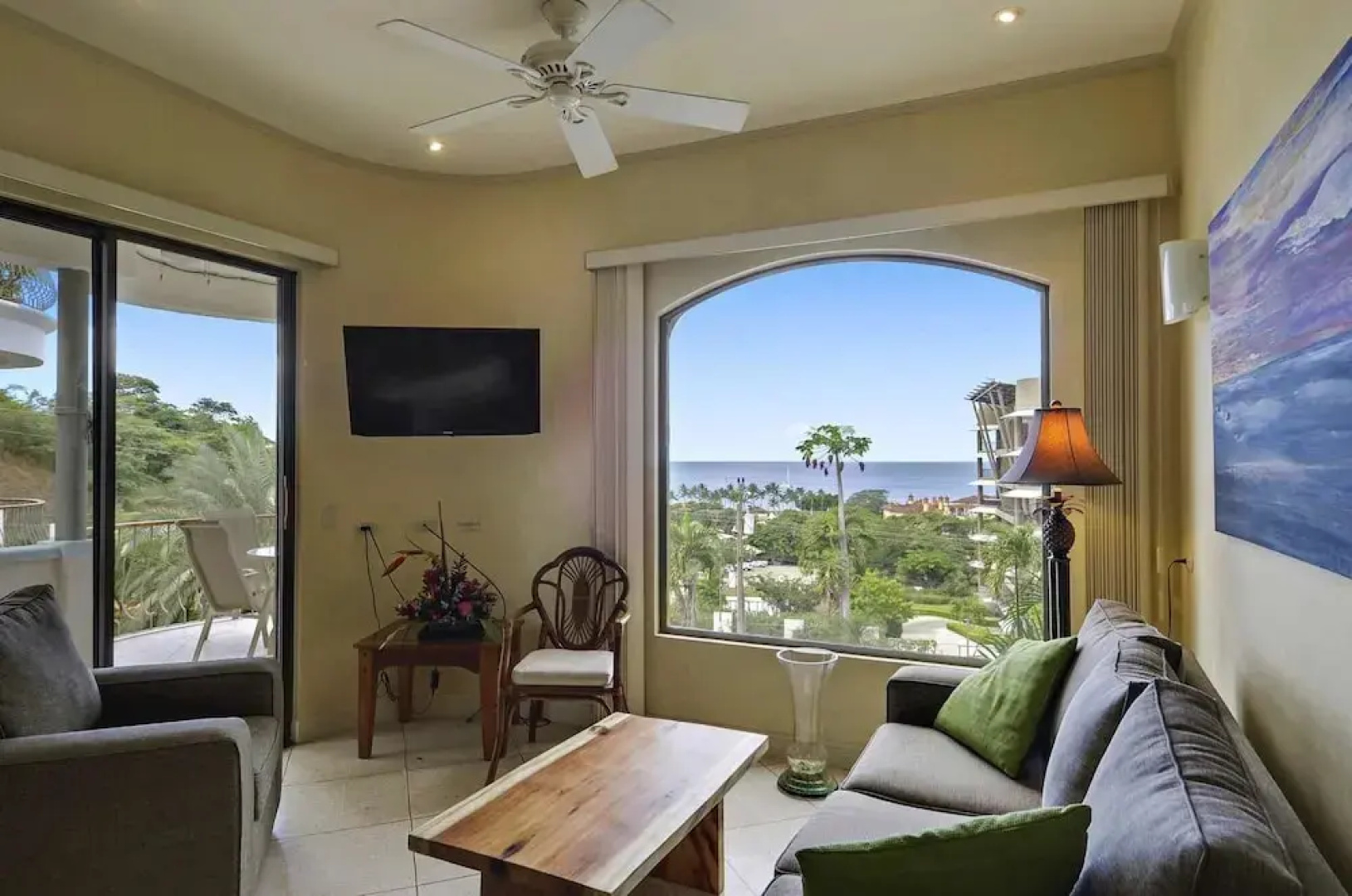 2BR Condo up in the hills of Tamarindo by RedAwning