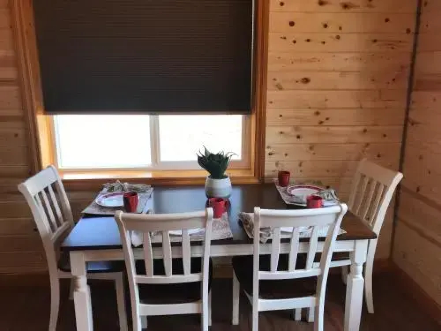 AK Vacation Cabins Woodland Hollow Log Cabin