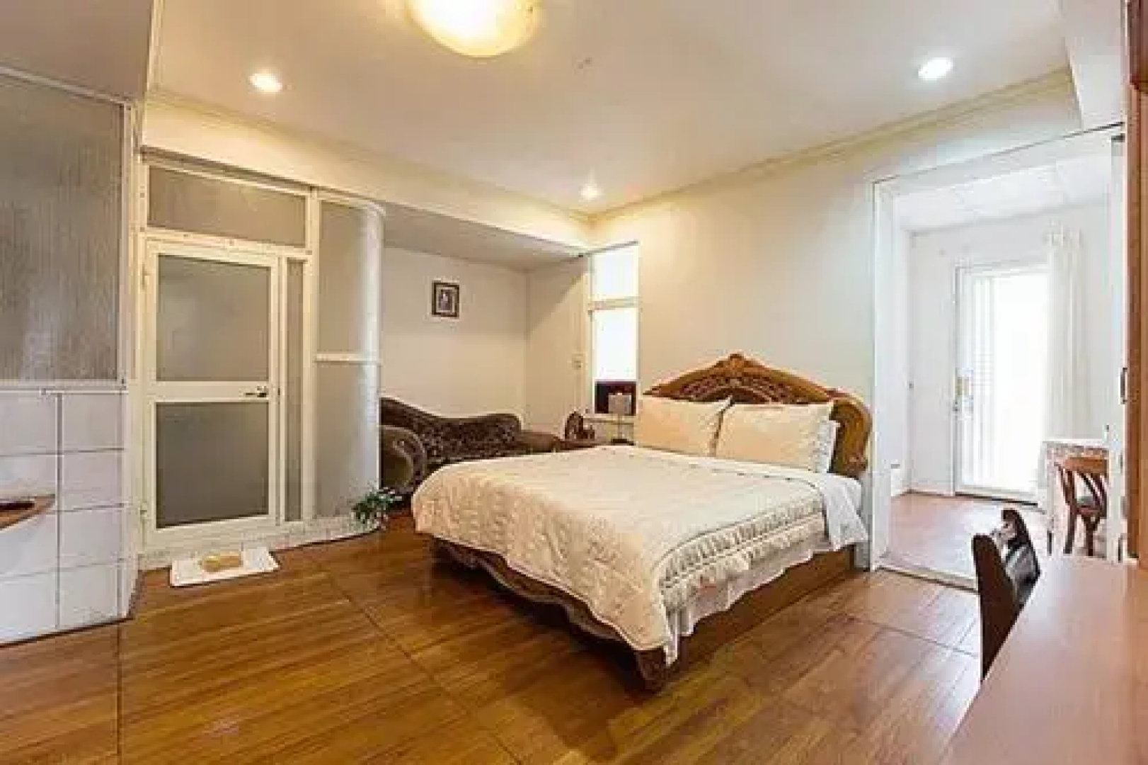 Linyuan Sea View B & B