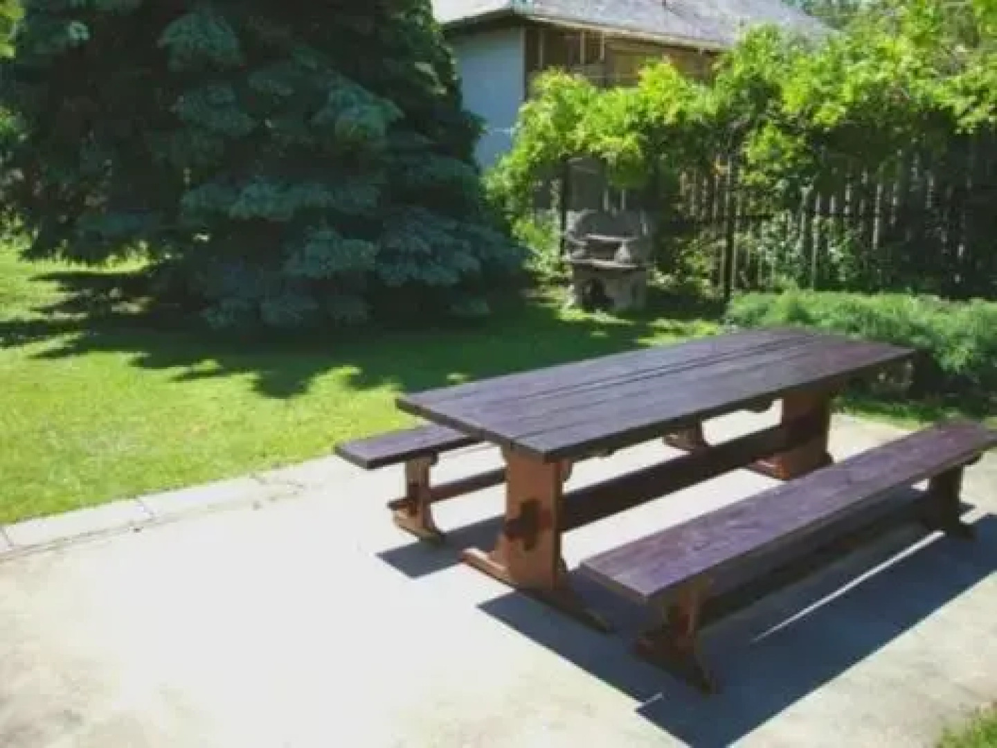 Gyöngyvirág Vendégház