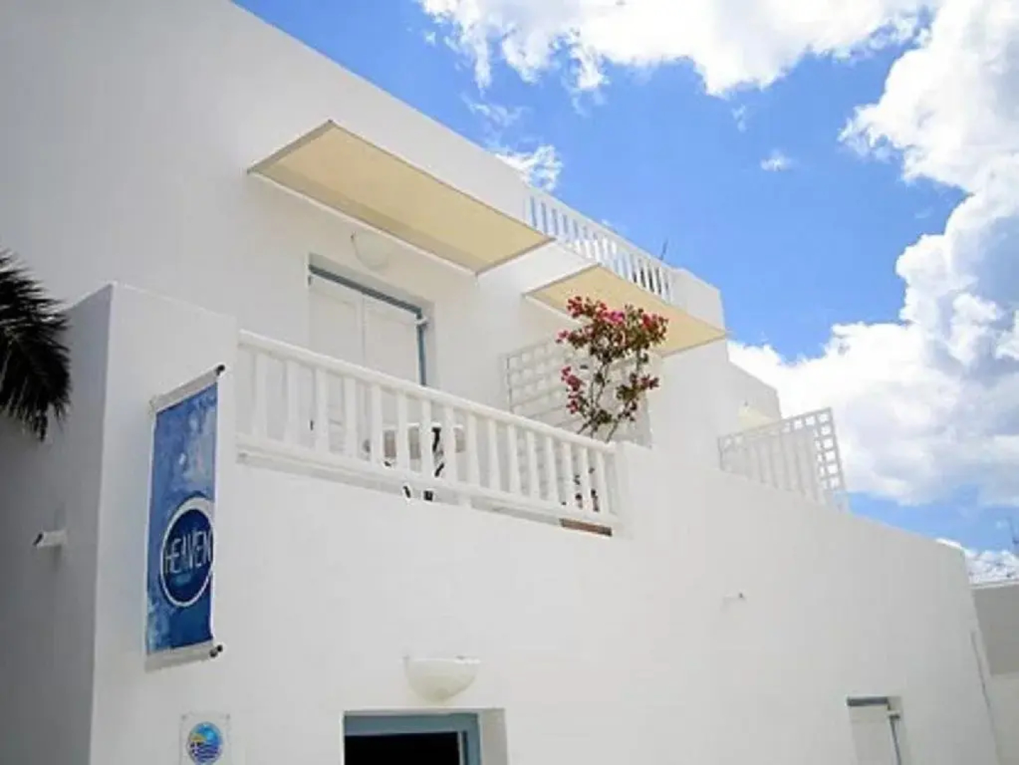 Heaven Naoussa Villas