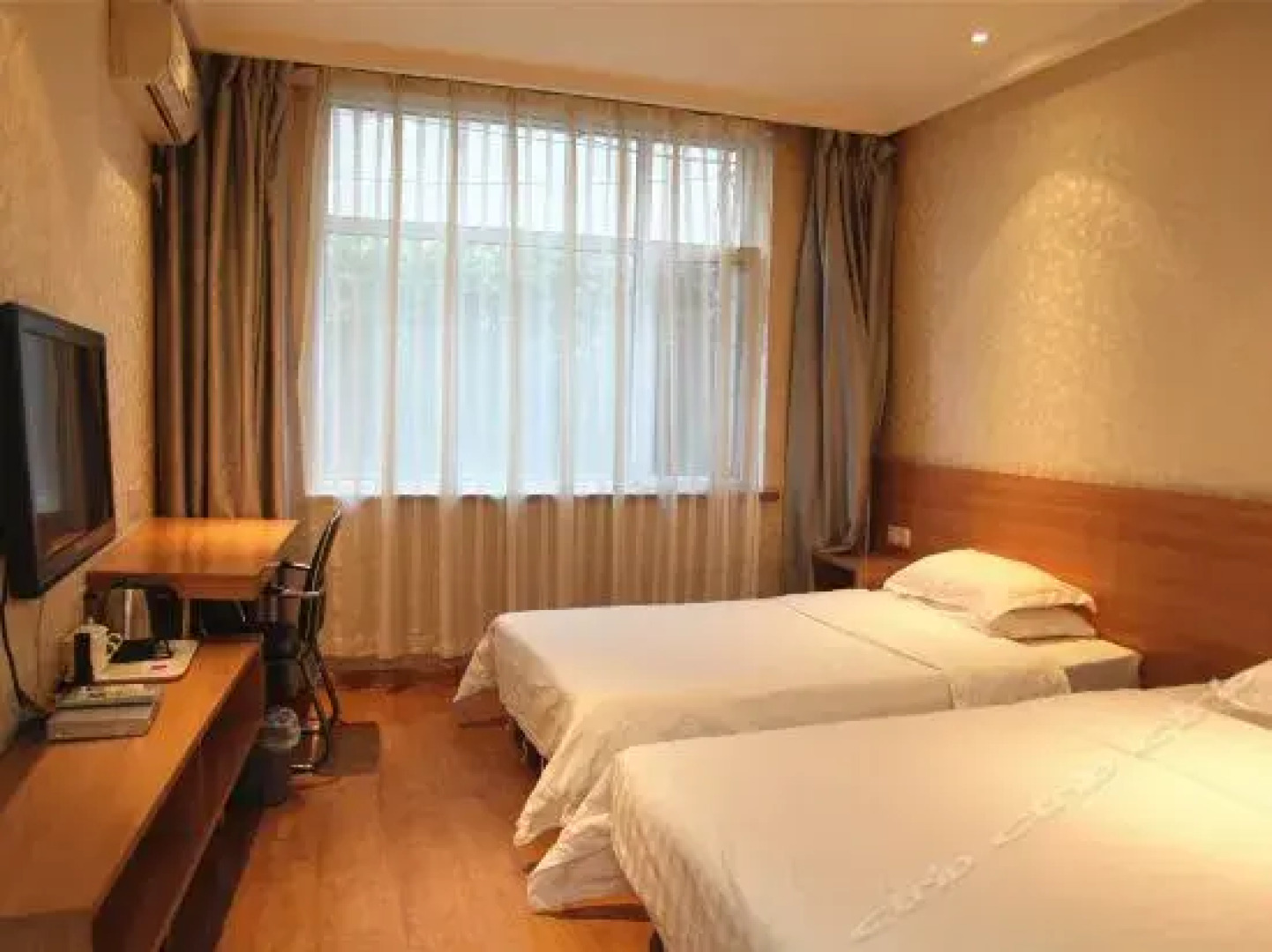 Ming Yue Business Hotel