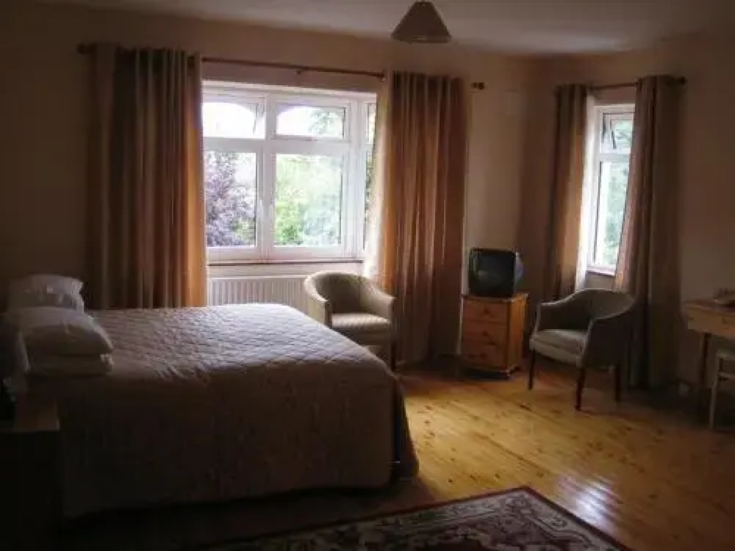 Bunratty Grove Bed And Breakfast