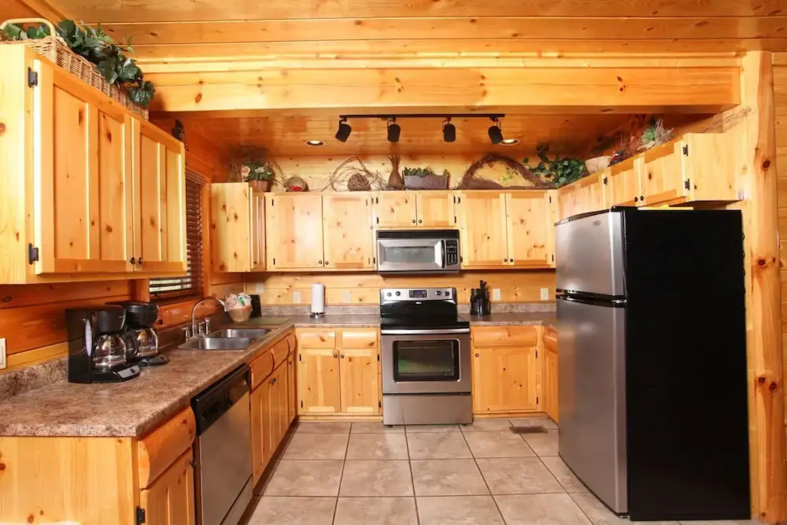 of Relaxation 9 Br cabin by RedAwning