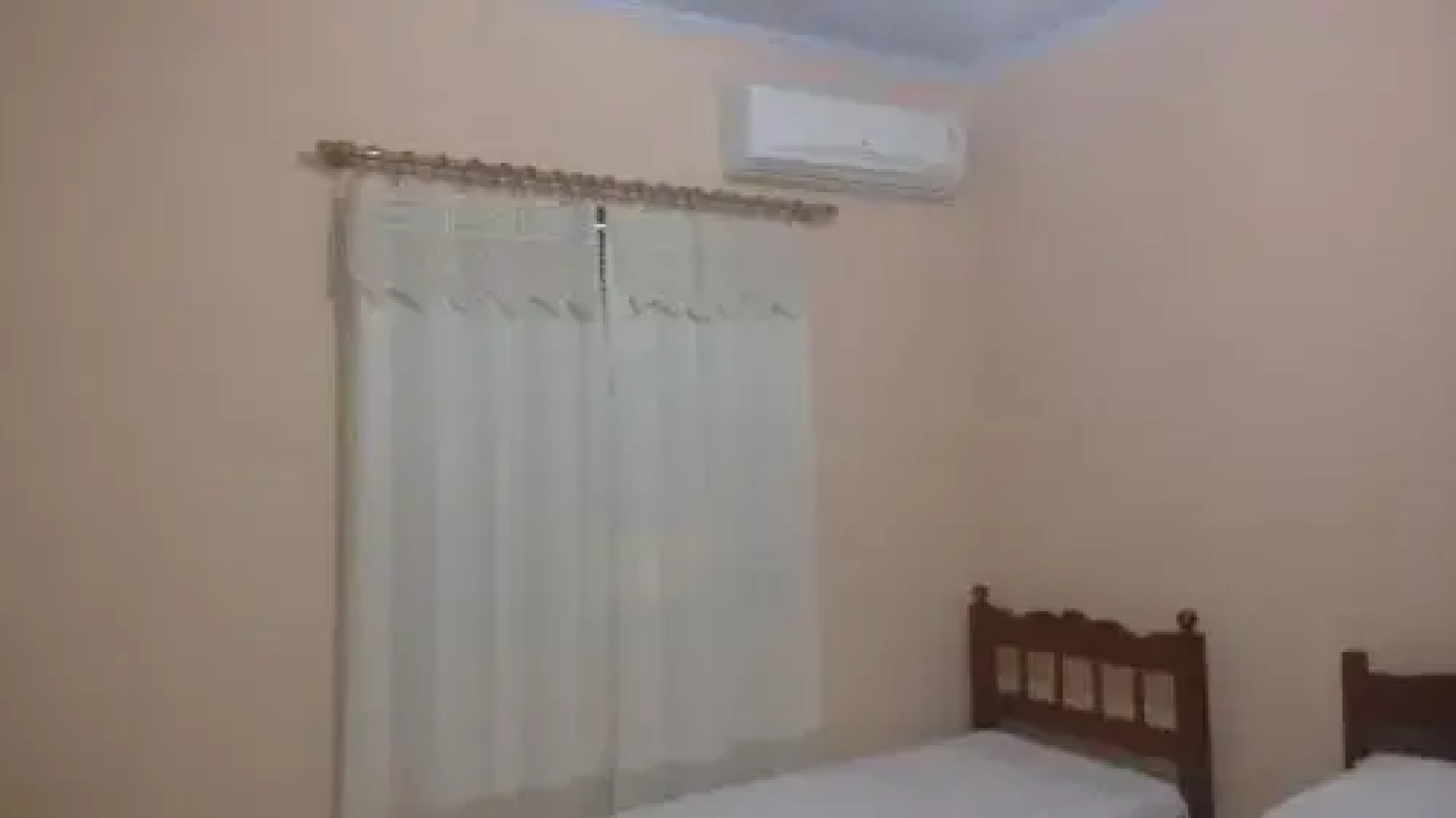Quarto Sinerea De Souza