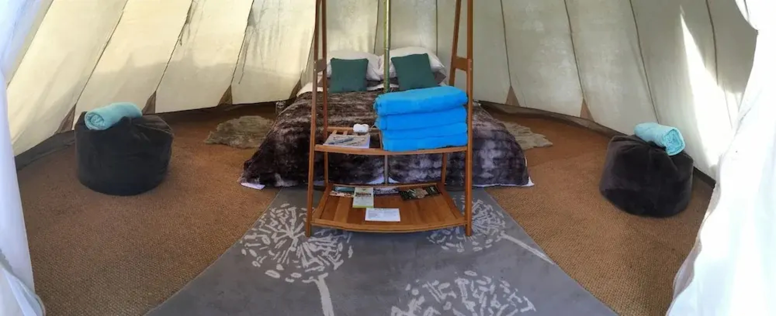 Quex Livery Glamping