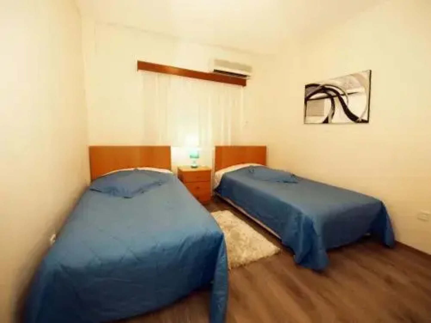 Santa Barbara Apartment