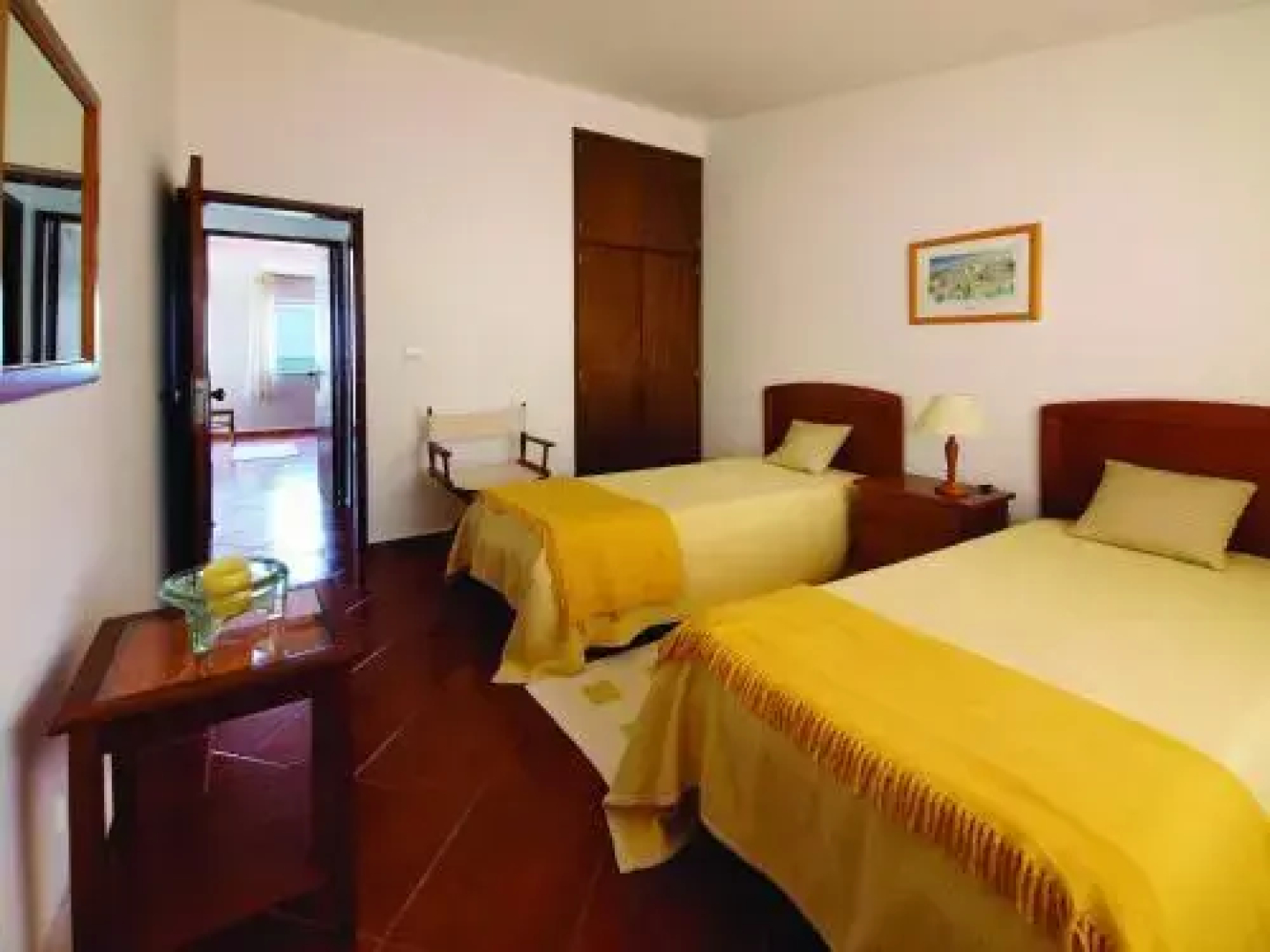 Seaview Apartments