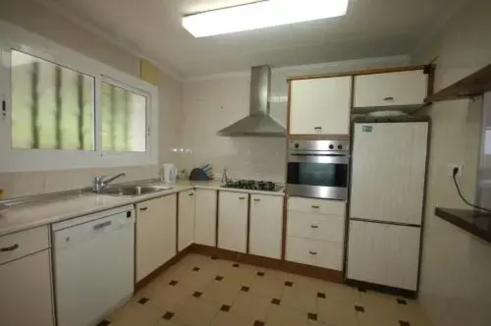 Lets Holidays & Business