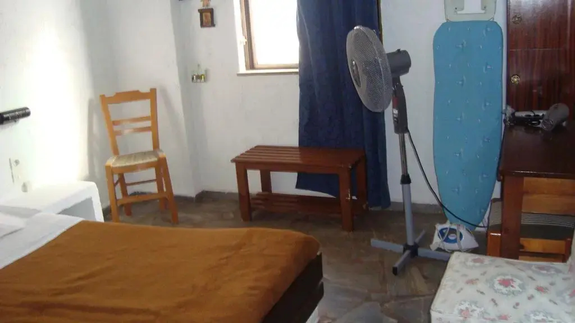 Chrisanthi Apartments