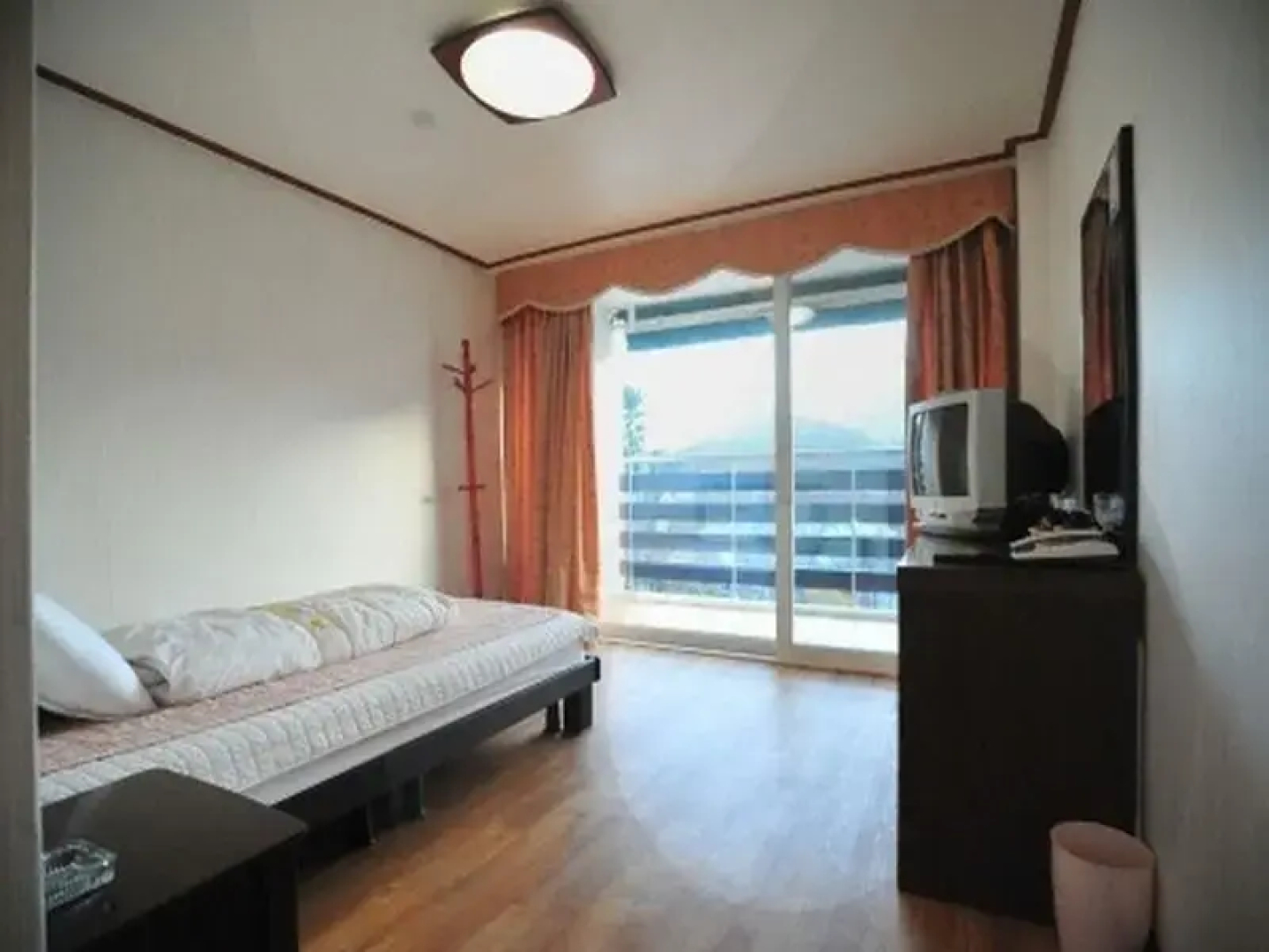 Goodstay Yeonsan Oncheon Hotel