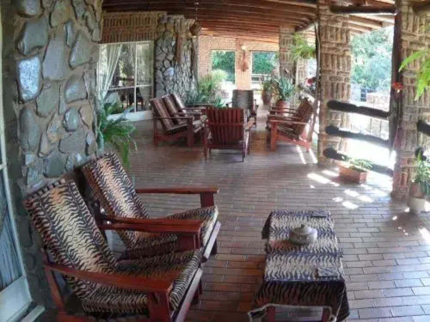 Valley View Lodge