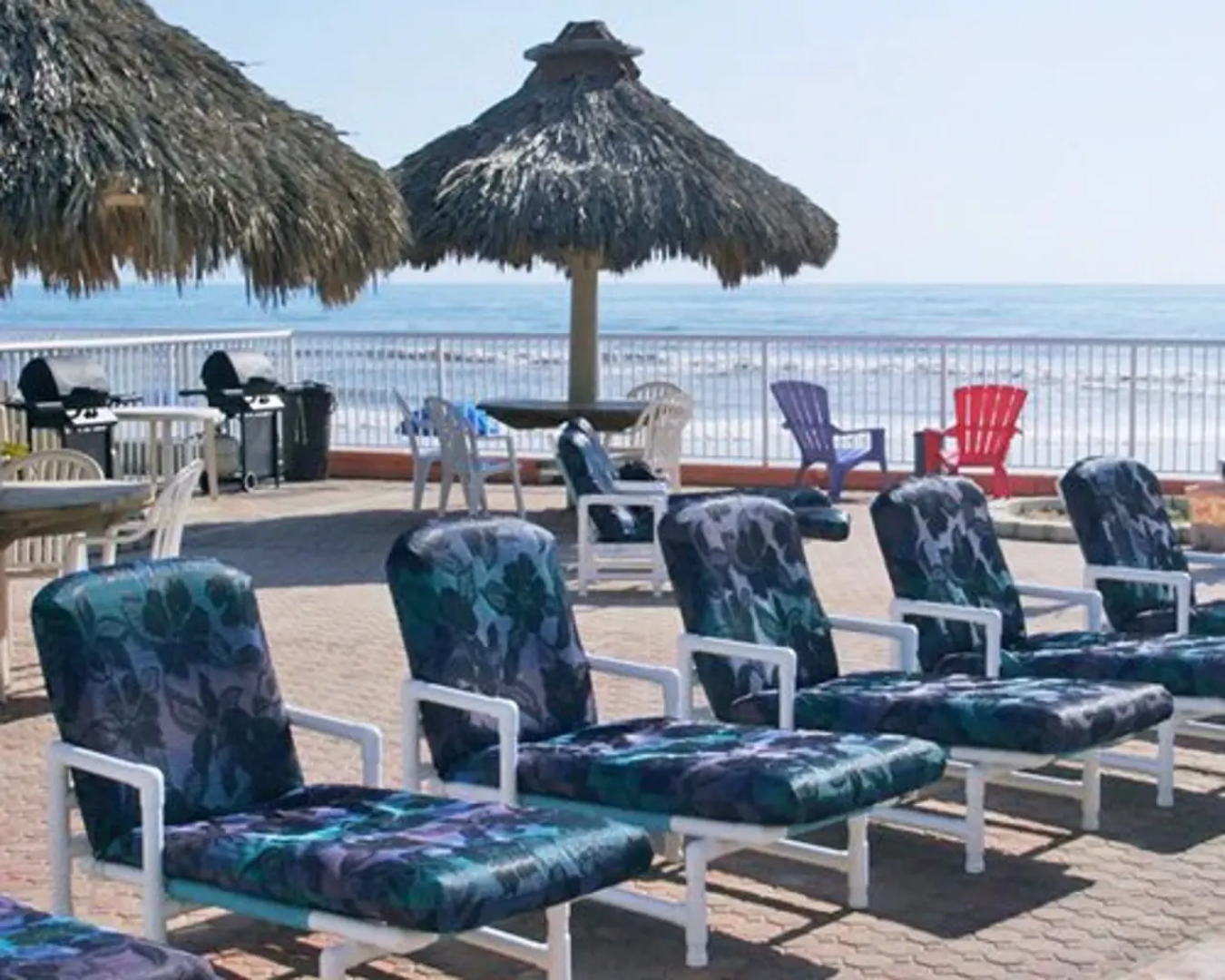 Sand And Surf Condominium