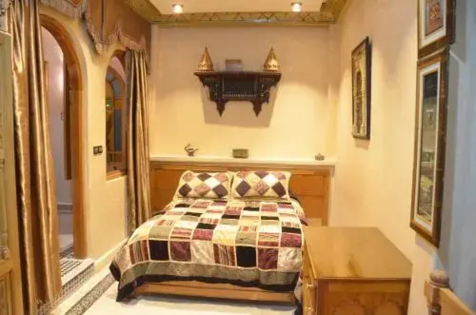 Riad Sabria