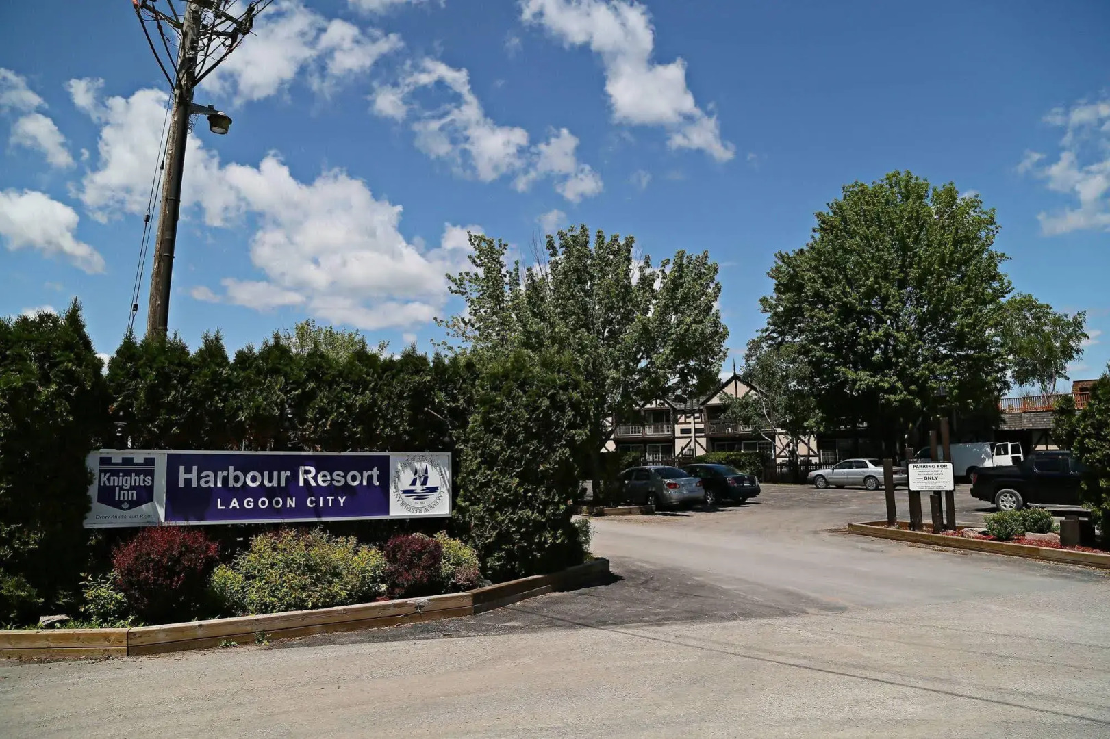 Knights Inn Harbour Resort Lagoon City Brechin