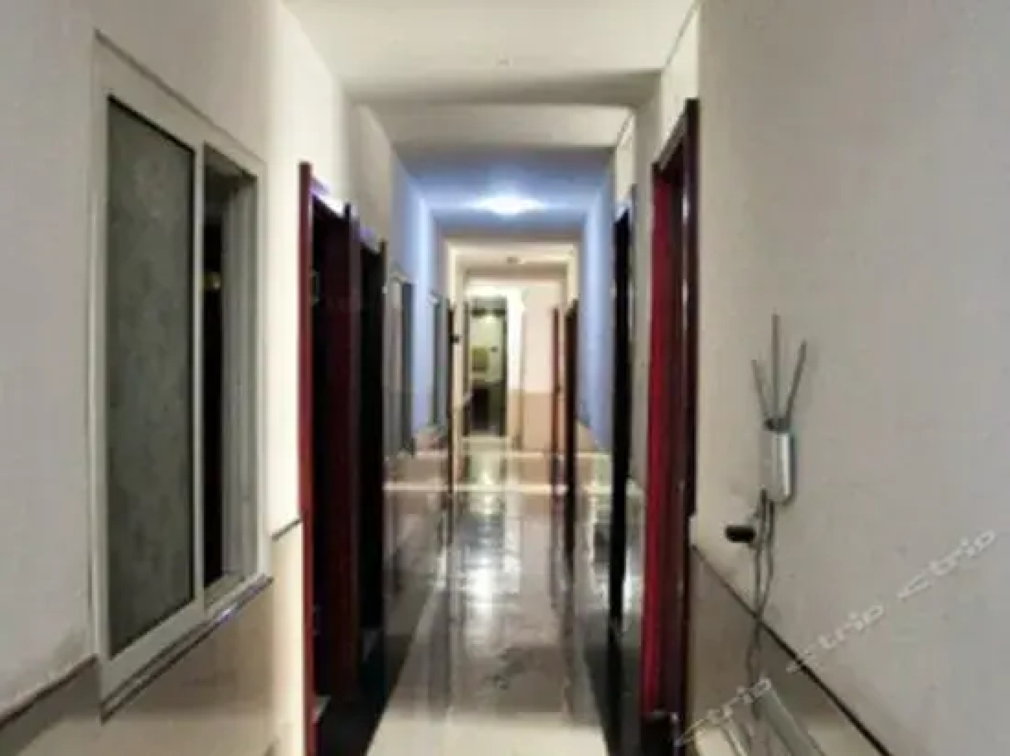 Kuandian Jiujiu Hotel