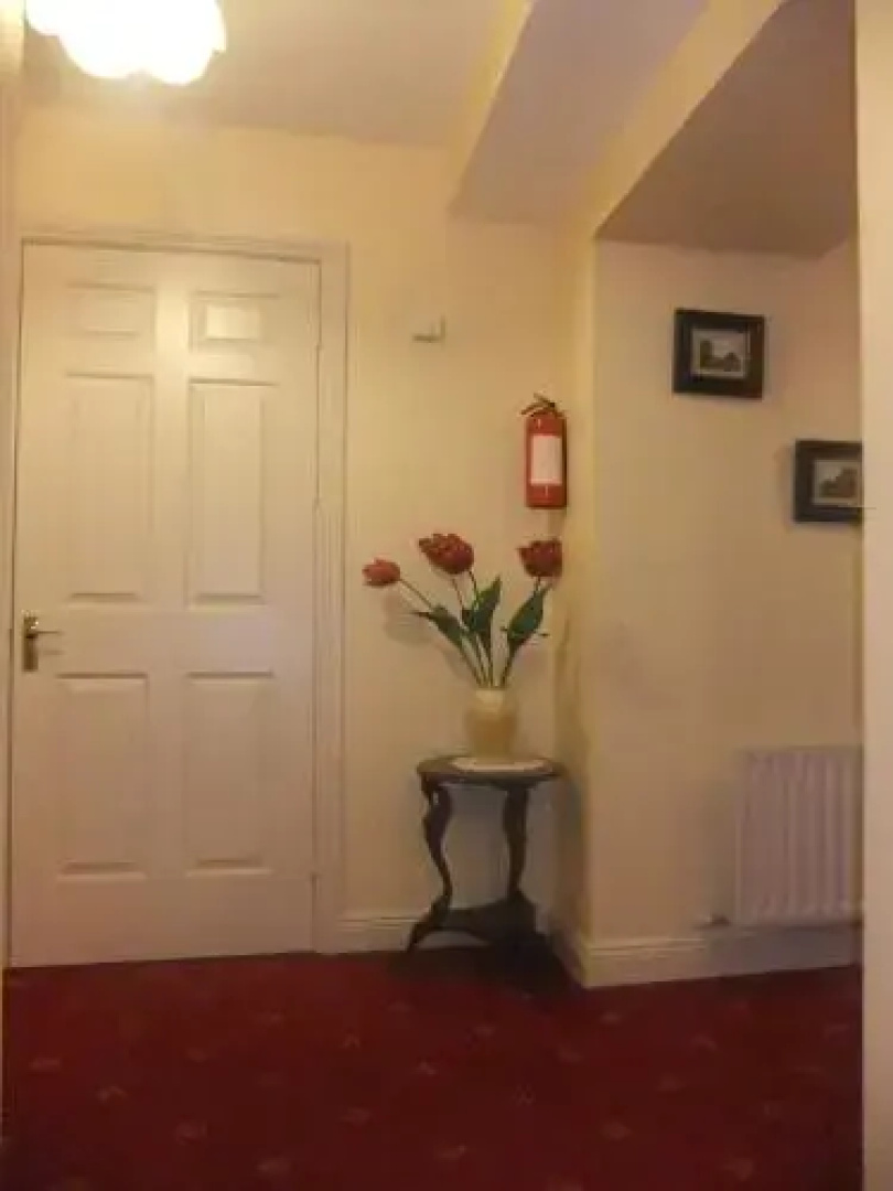 Sraid Eoin House