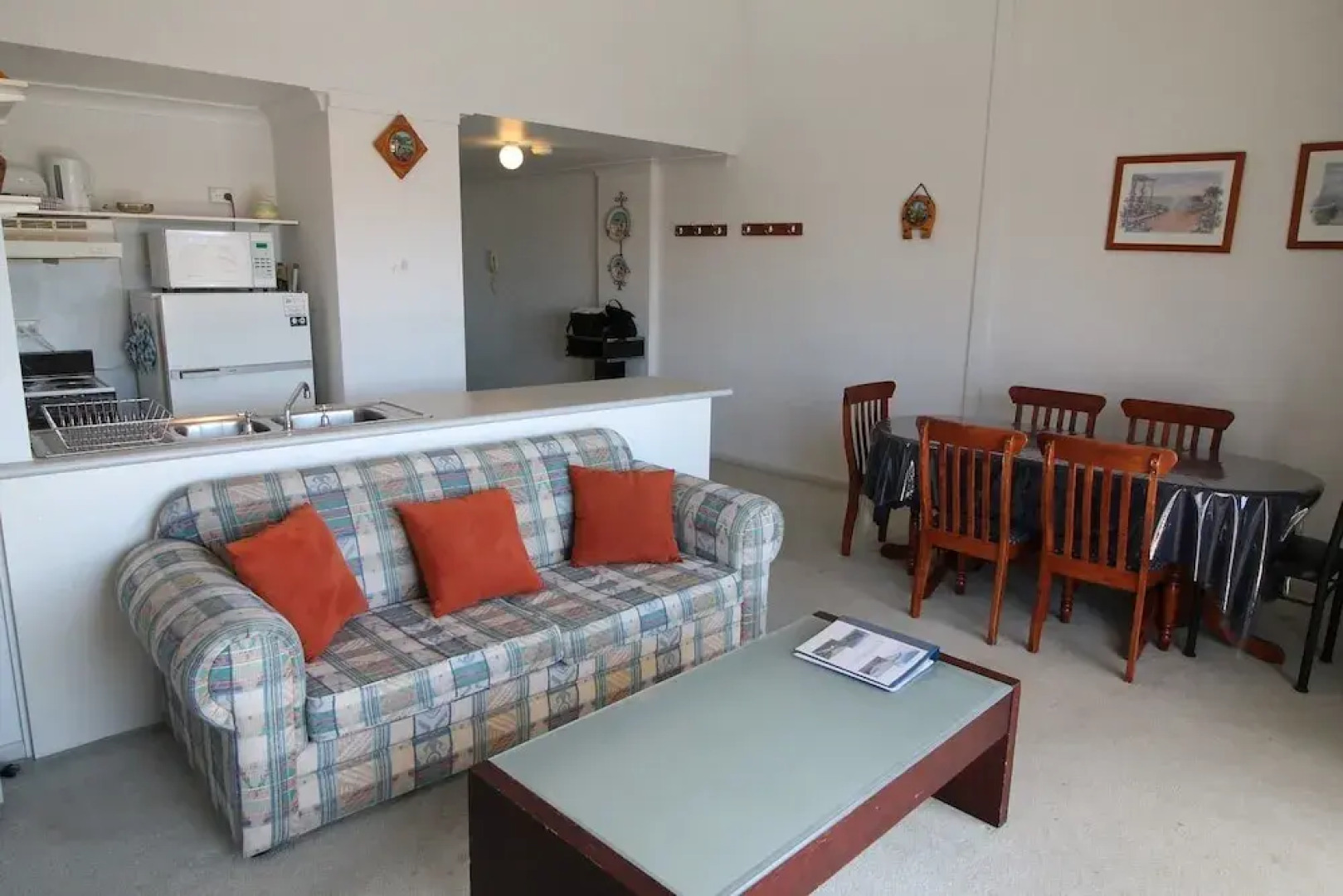 Razorback 1 - Razorback Plaza Jindabyne