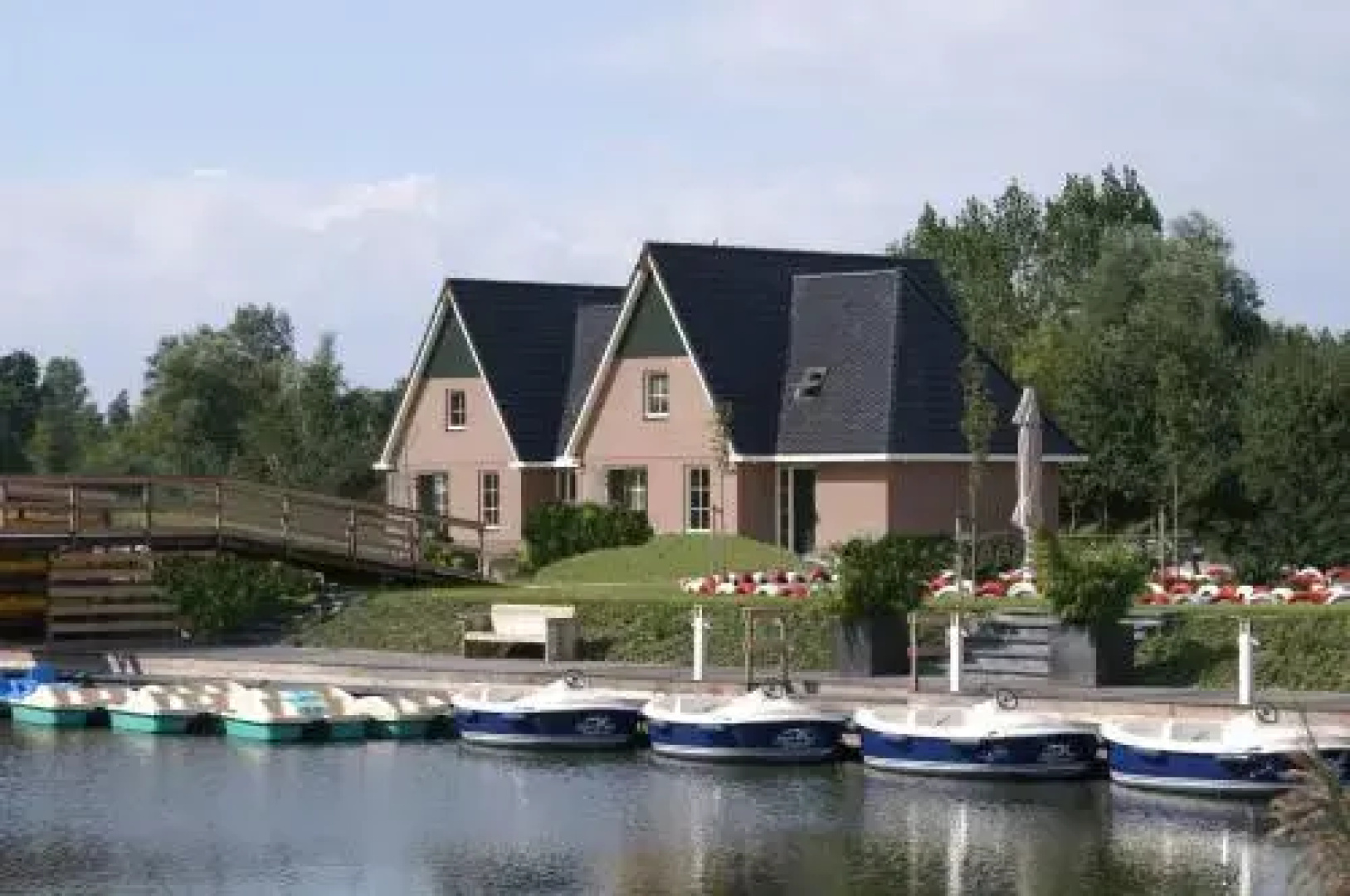 Beach Resort Makkum Bungalows