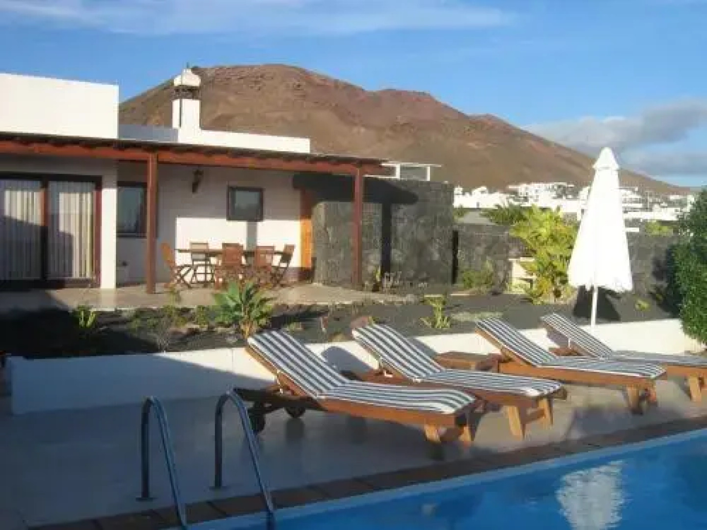 Villa Burgado Aguaviva