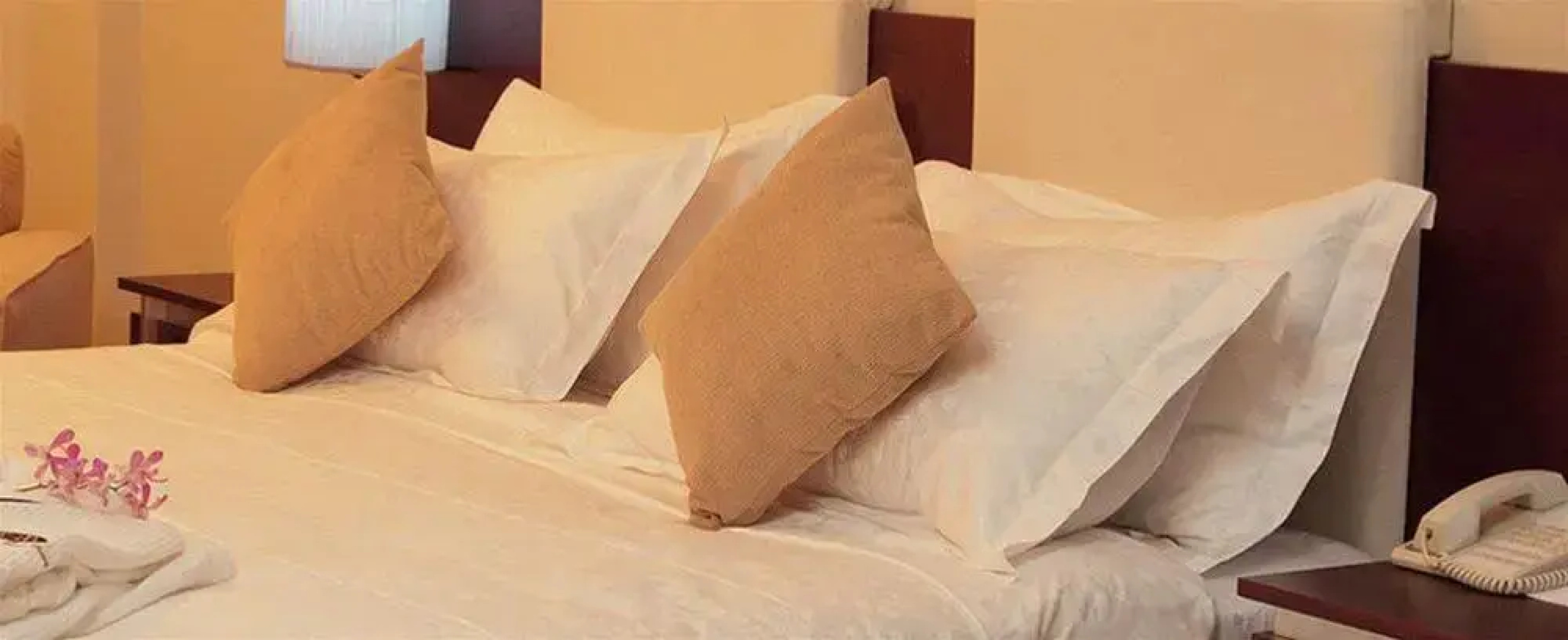 Crystal Rose Hotel