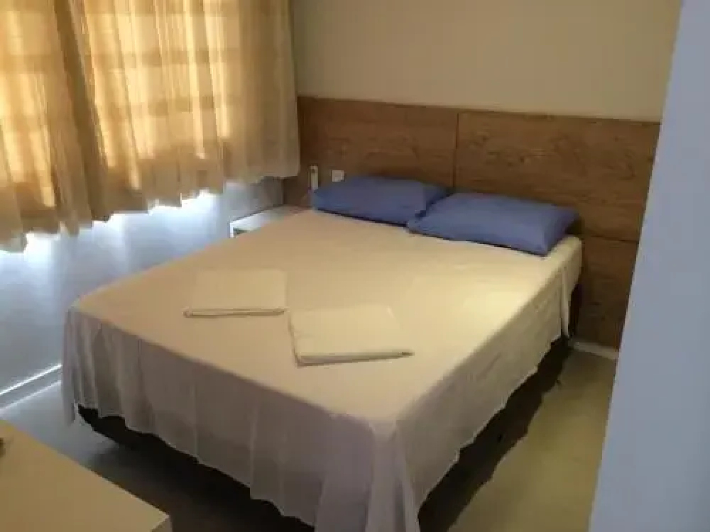 Lindo Apto 2/4 em Guarajuba