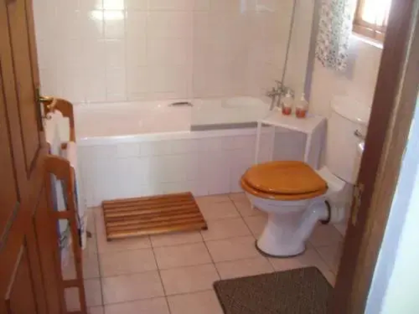 Oaktree Lodge Guest House