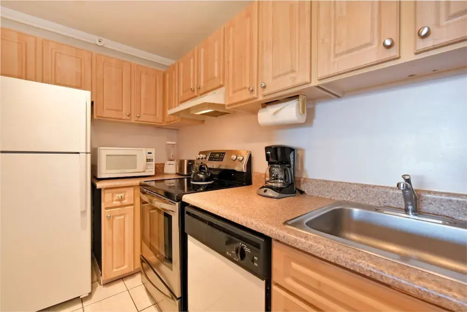 Valley Isle 902 by RedAwning