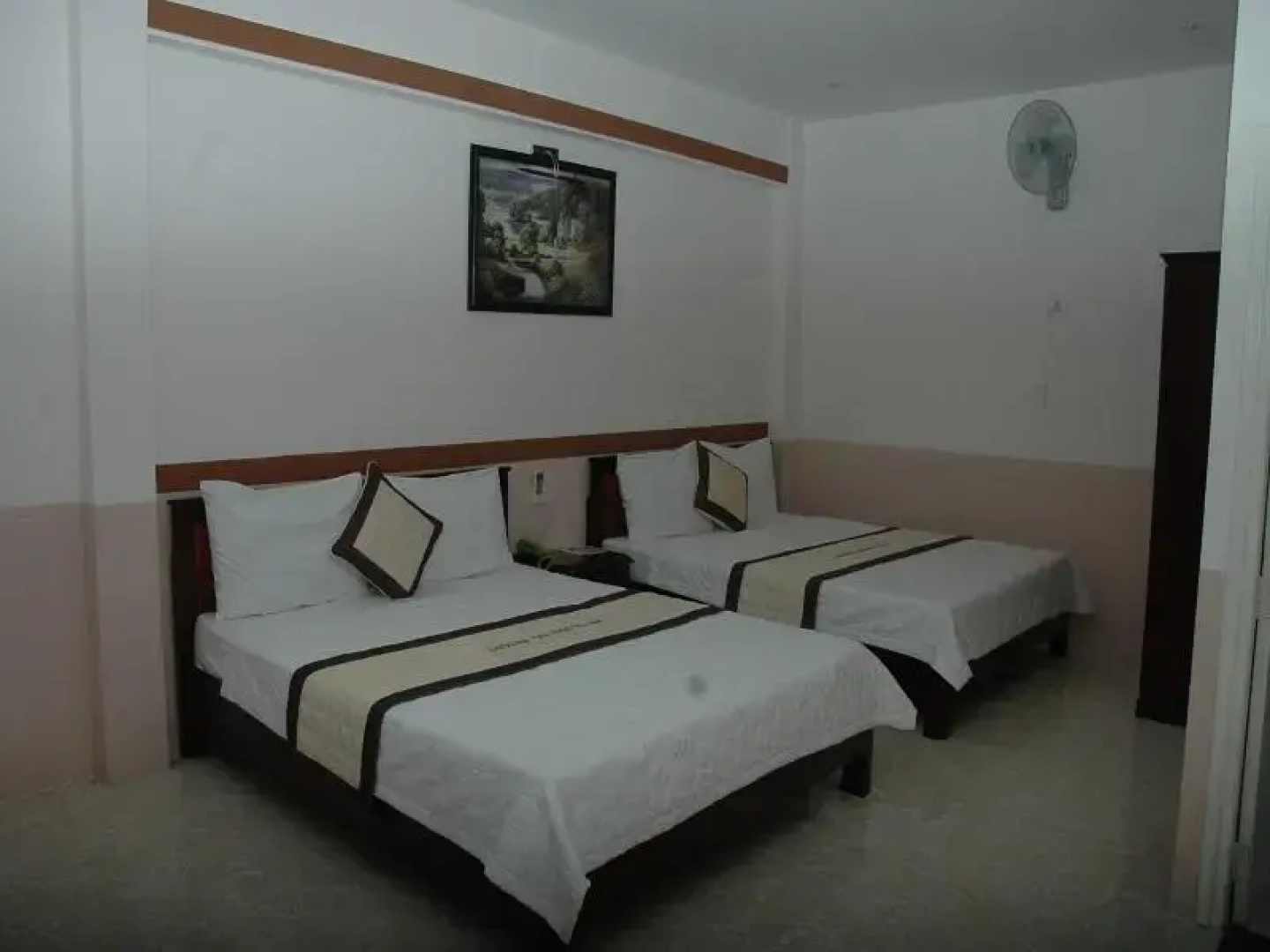 Hoang Chanh Tri Hotel