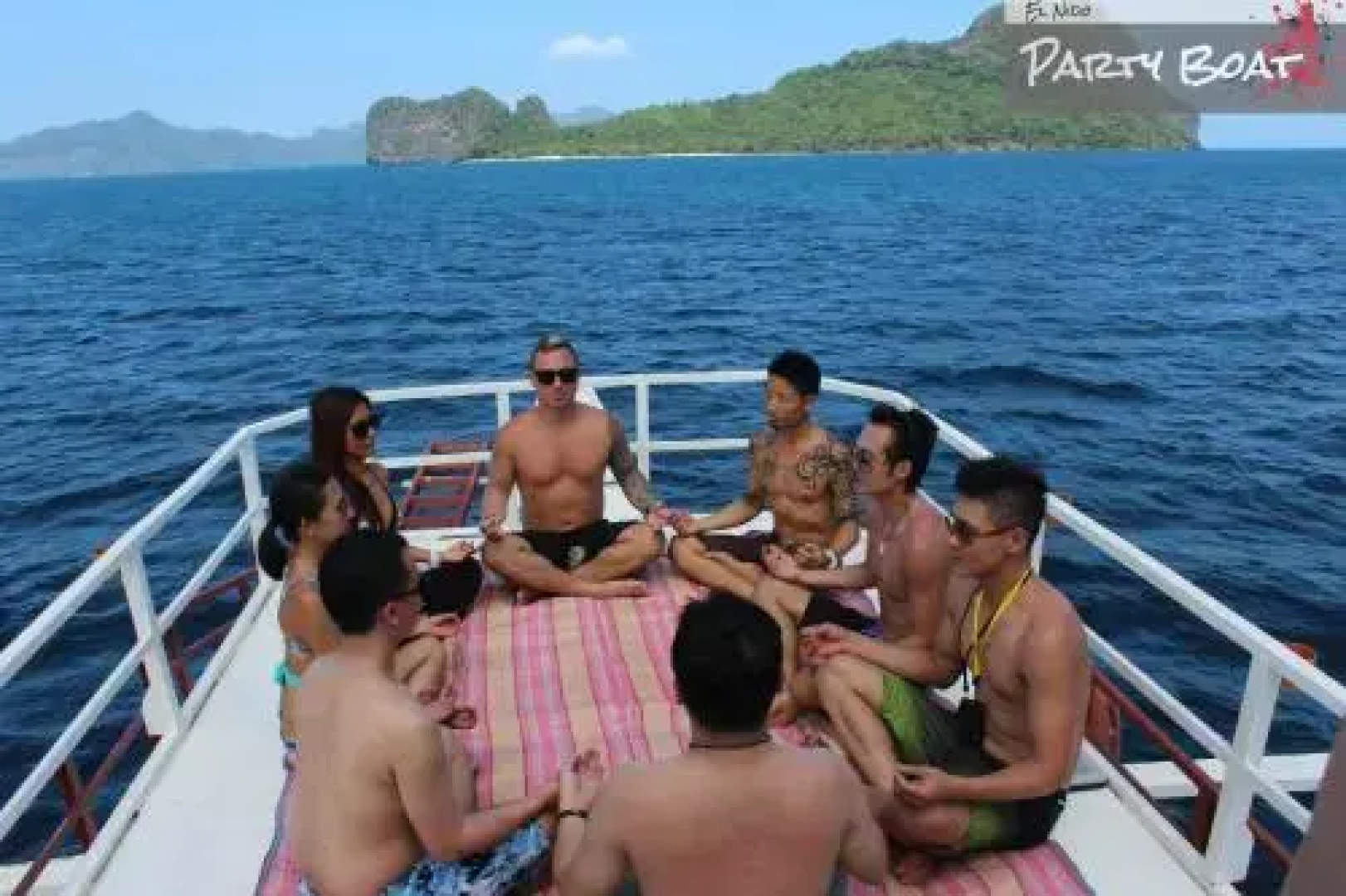 El Nido Party Boat Overnight Expeditions