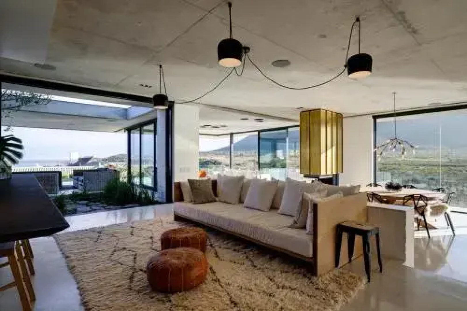 Restio River House