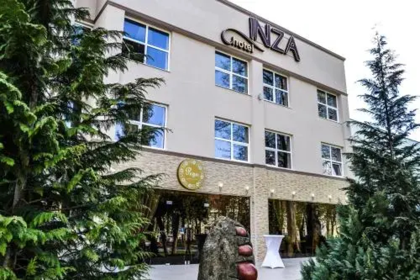 Inza Hotel