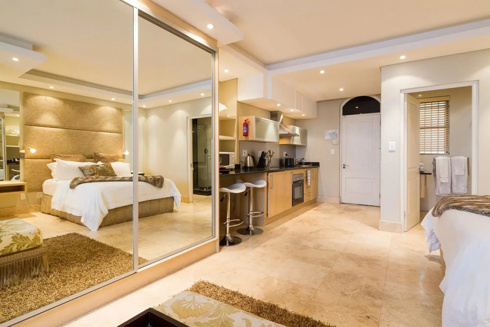 Life & Leisure Collection - Oude Hoek
